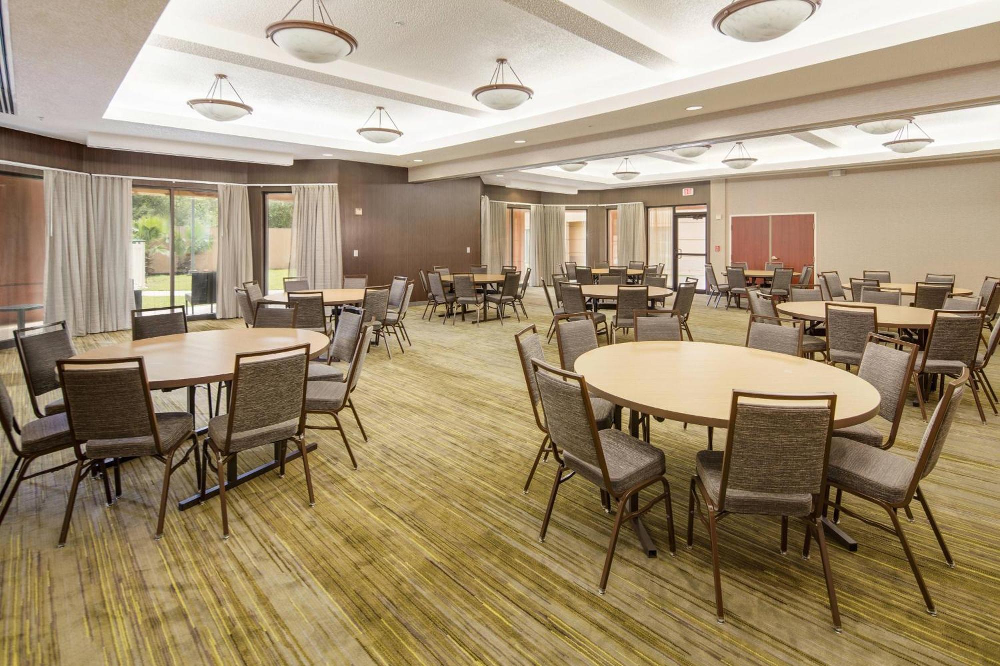 Hotel Courtyard By Marriott Bryan College Station Extérieur photo